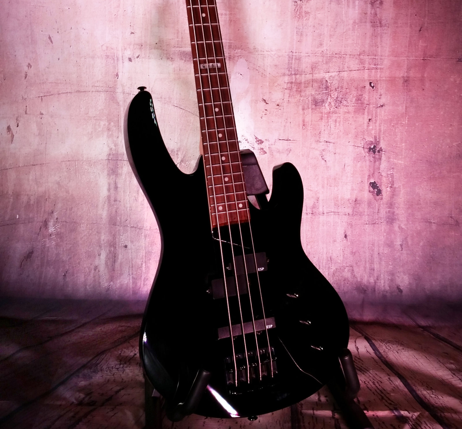 Orange Bass Crop